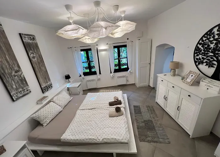 Center Deluxe * Κραν