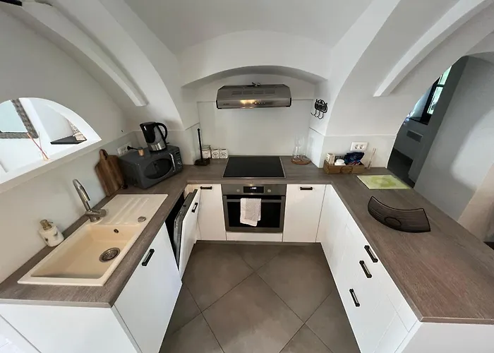 Center Deluxe アパート